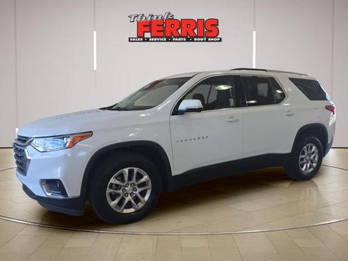 Summit White 2018 Chevrolet Traverse LT Cloth