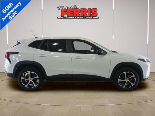 Summit White 2024 Chevrolet Trax 1RS