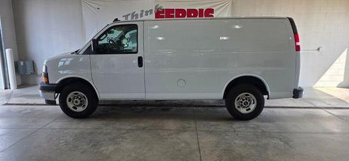 2021 GMC Savana 2500 Work Van