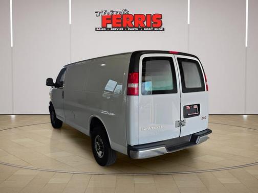 2021 GMC Savana 2500 Work Van