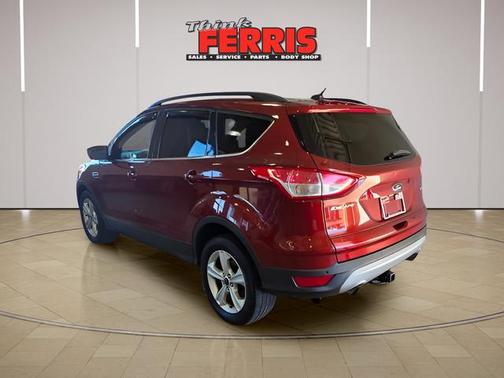 Sunset 2016 Ford Escape SE