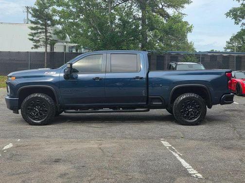 Blue 2022 Chevrolet Silverado 2500 LT