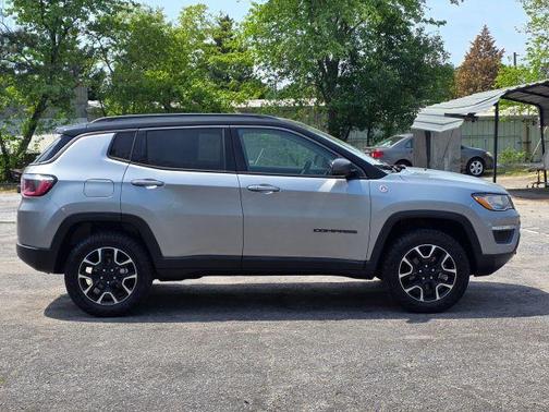 Silver 2020 Jeep Compass Trailhawk