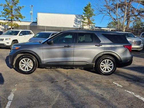 2021 Ford Explorer Base