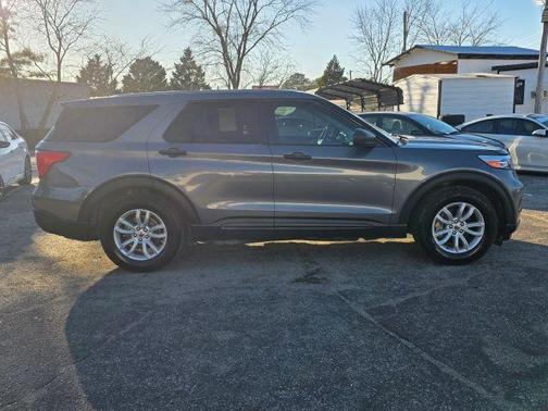 2021 Ford Explorer Base