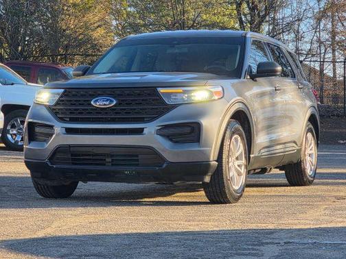 2021 Ford Explorer Base