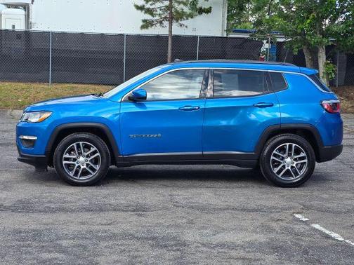 Blue 2019 Jeep Compass Latitude