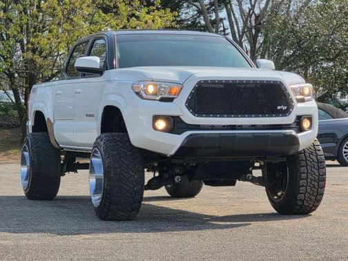 2016 Toyota Tacoma SR5