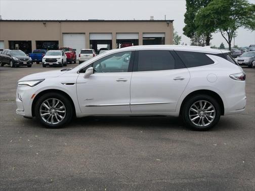 2022 Buick Enclave AWD Avenir