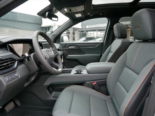2025 GMC Acadia AWD AT4