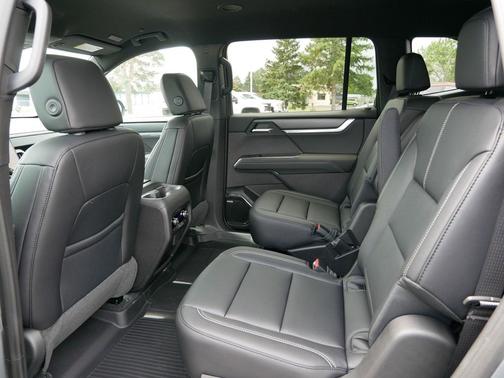 2026 GMC Acadia AWD Elevation