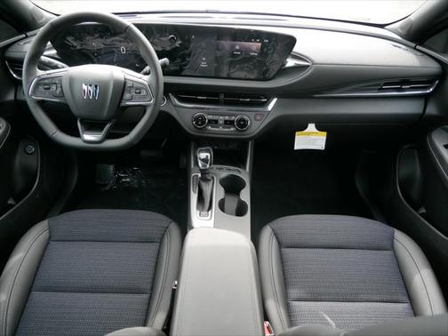 2025 Buick Envista Preferred FWD