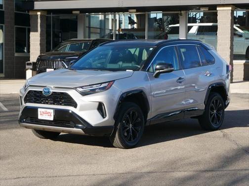 2022 Toyota RAV4 Hybrid SE