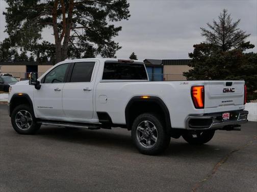 2025 GMC Sierra 3500 SLT
