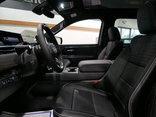 2025 GMC Sierra EV Max Range Denali