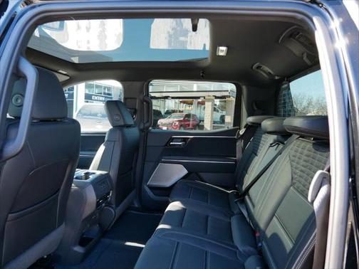 2025 GMC Sierra EV Max Range Denali