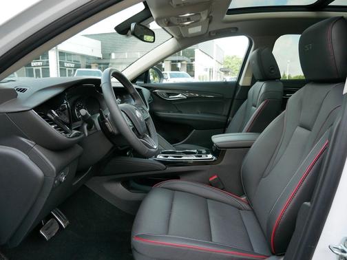 2023 Buick Envision Essence AWD