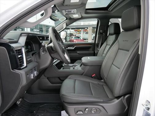 2025 GMC Sierra 3500 Denali
