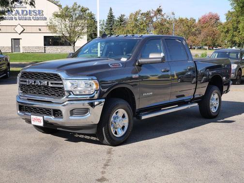 2021 RAM 2500 Tradesman Crew Cab 4x4 6'4' Box
