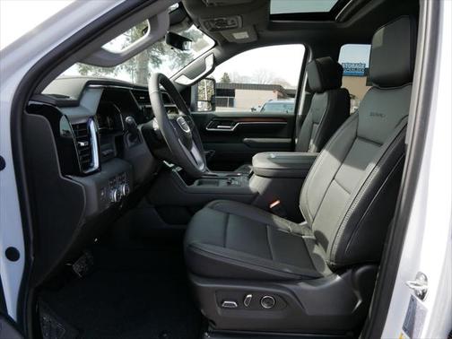 2025 GMC Sierra 3500 Denali