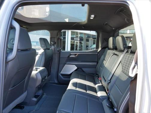 2025 GMC Sierra EV Max Range Denali