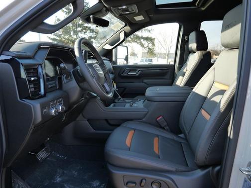 2026 GMC Sierra 3500 AT4