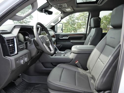 2026 GMC Sierra 3500 Denali