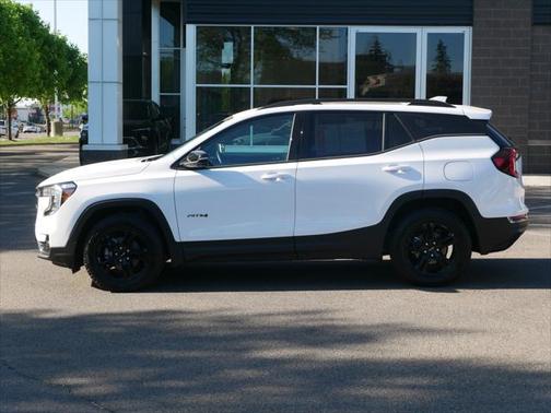 2022 GMC Terrain AWD AT4