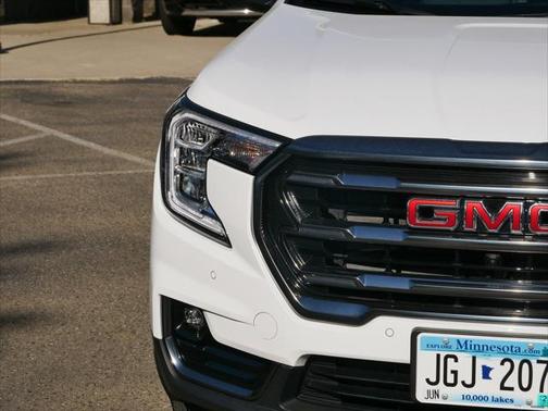 2022 GMC Terrain AWD AT4