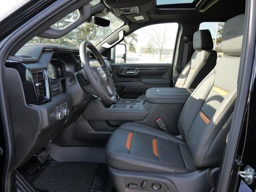 2026 GMC Sierra 3500 AT4