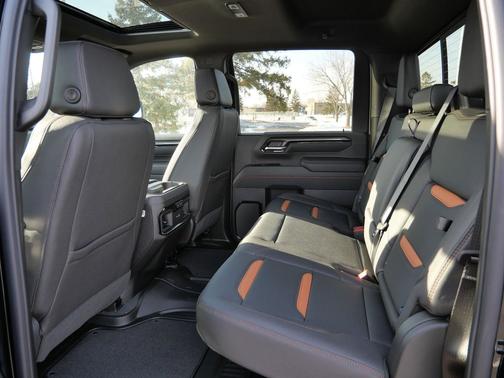 2026 GMC Sierra 3500 AT4