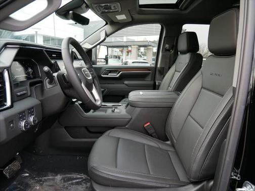 2025 GMC Sierra 3500 Denali