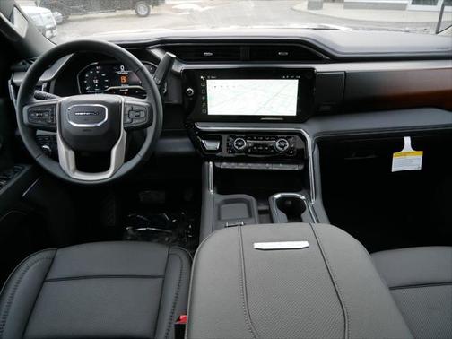 2025 GMC Sierra 3500 Denali