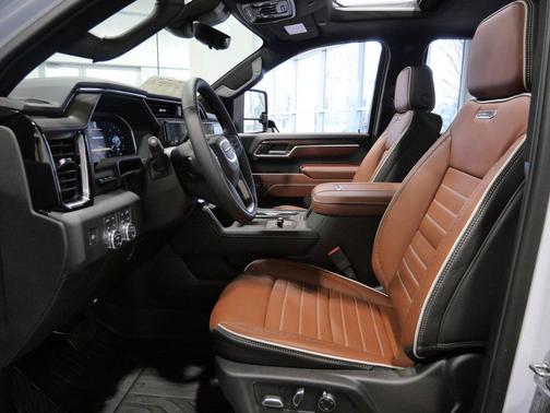 2026 GMC Sierra 3500 Denali