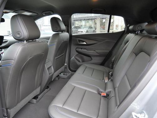 2025 Buick Envista Sport Touring FWD