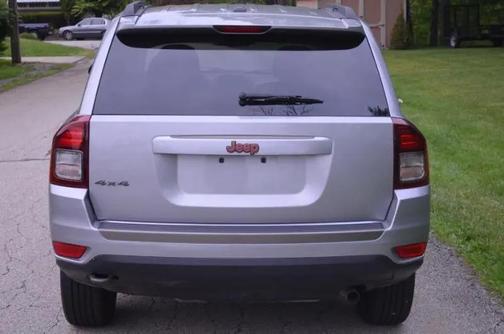 Billet Silver Metallic Clearcoat 2016 Jeep Compass 75th Anniversary