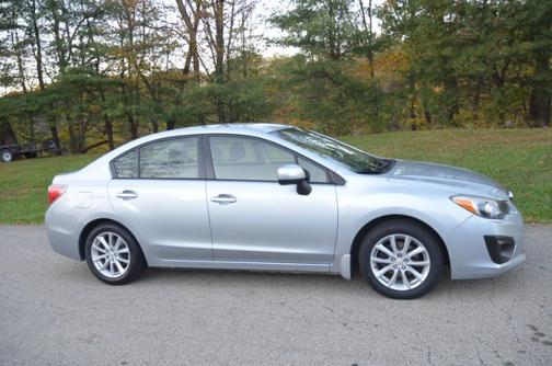 2014 Subaru Impreza 2.0i Premium