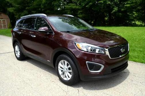 2017 Kia Sorento LX