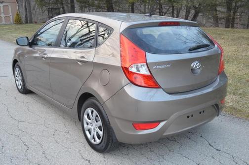 2012 Hyundai Accent GS