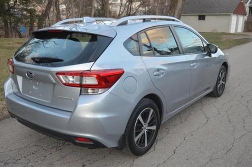 2019 Subaru Impreza 2.0i Premium