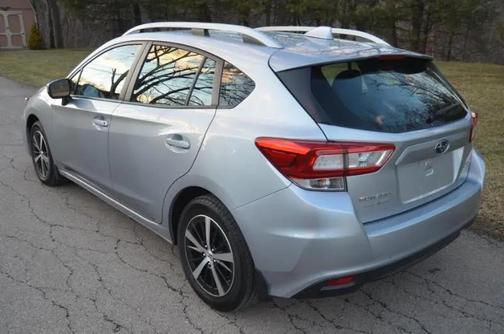 2019 Subaru Impreza 2.0i Premium