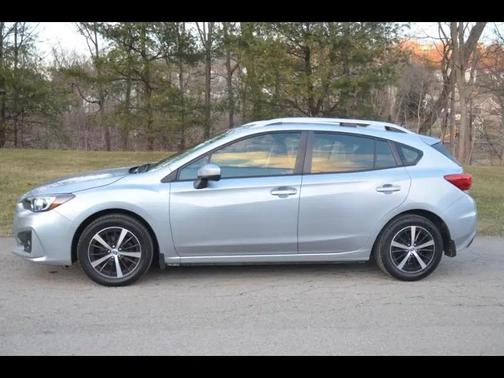 2019 Subaru Impreza 2.0i Premium