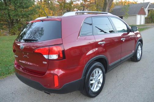 2015 Kia Sorento LX