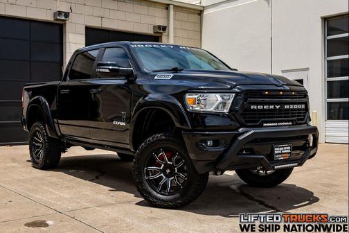 Diamond Black Crystal Pearlcoat 2022 RAM 1500 Big Horn/Lone Star