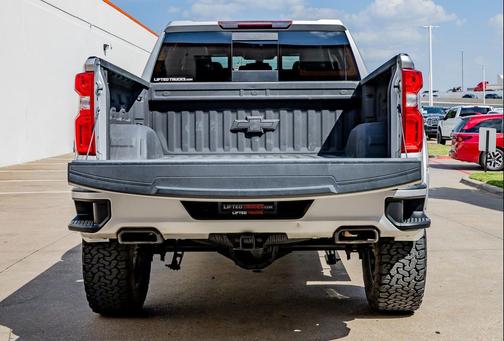 Silver Ice Metallic 2021 Chevrolet Silverado 1500 RST