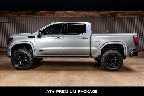 2025 GMC Sierra 1500 AT4