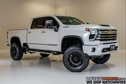Iridescent Pearl Tricoat 2025 Chevrolet Silverado 2500 High Country