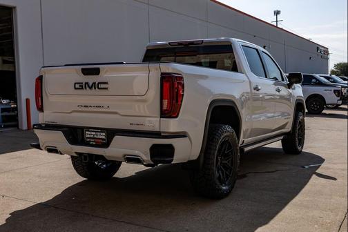 White Frost Tricoat 2024 GMC Sierra 1500 Denali Ultimate