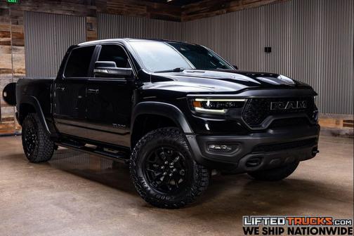 Diamond Black Crystal Pearlcoat 2022 RAM 1500 TRX