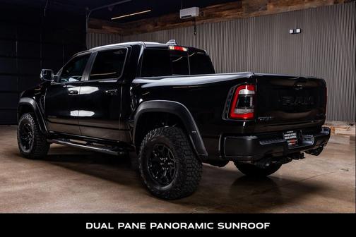 Diamond Black Crystal Pearlcoat 2022 RAM 1500 TRX